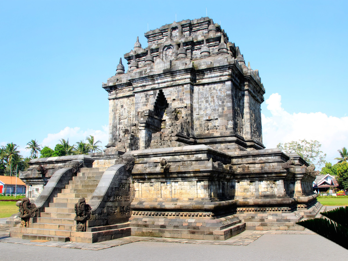 Candi Mendut